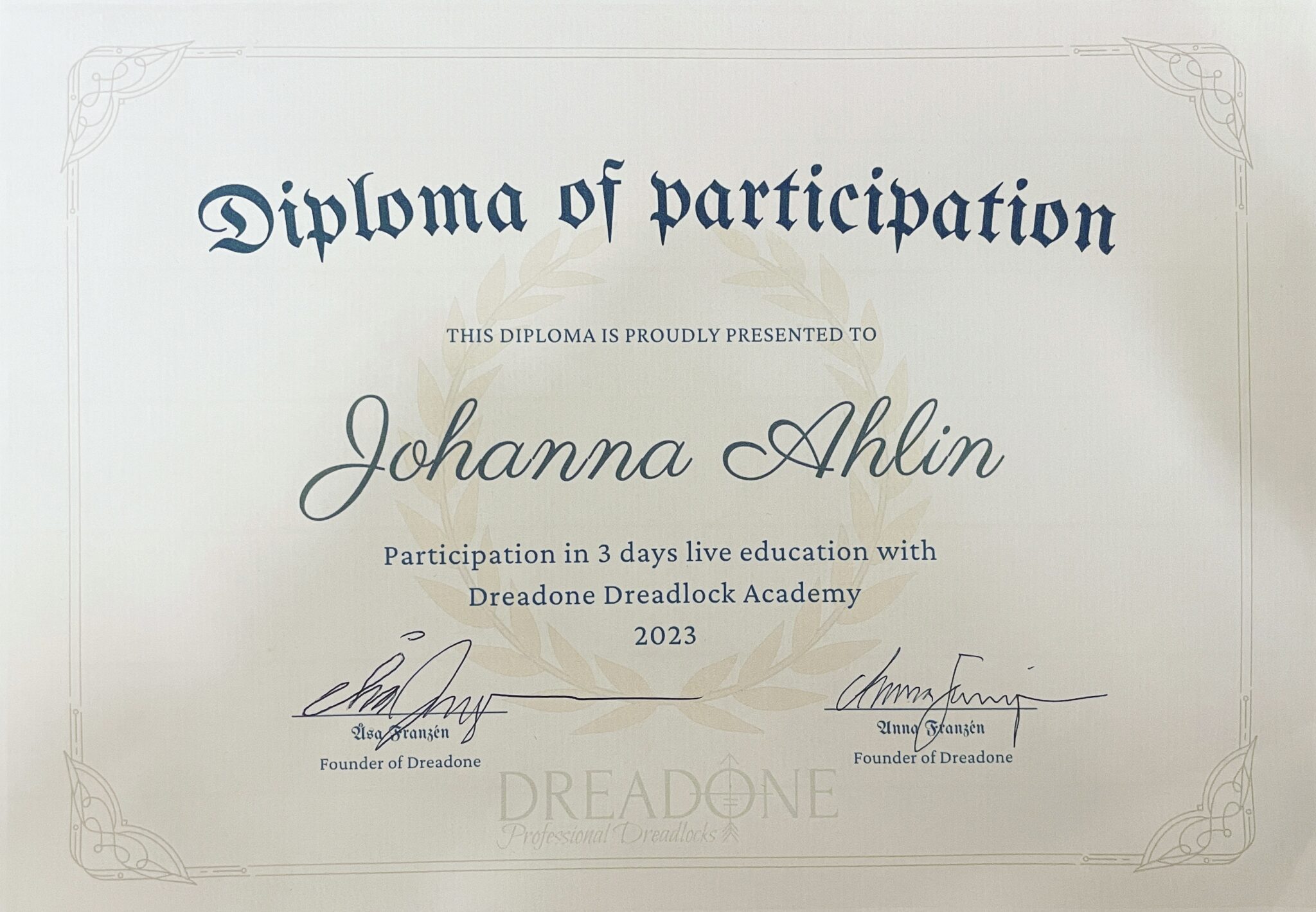 Johanna Ahlins diplom från Dreadone Dreadlock Academy 2023